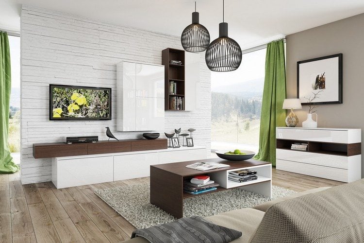 modernes-wohnzimmer-weisse-tapete-wohnwand-holz-dunkles-holz-dielenboden-gruene-vorhaenge