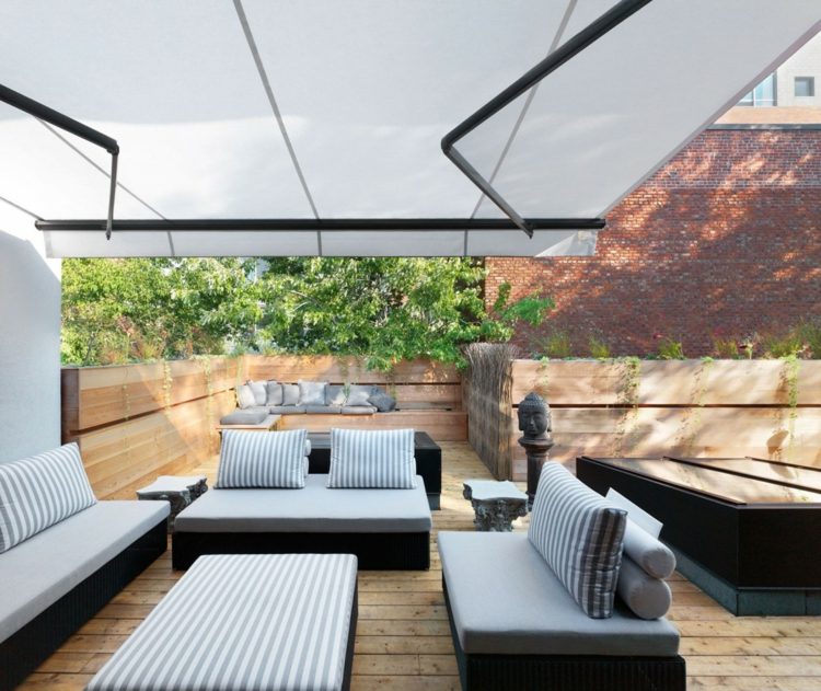 outdoor-bereich lounge-markise-streifen-polster-hochbeete