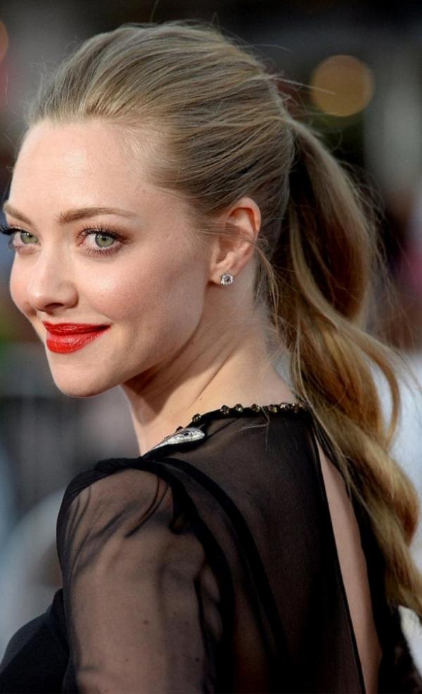 promis-haar-frisur-pferde-schwanz-amanda-seyfried