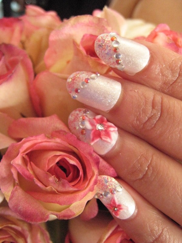 schickes-design-braut-nagel-gestaltung-rose