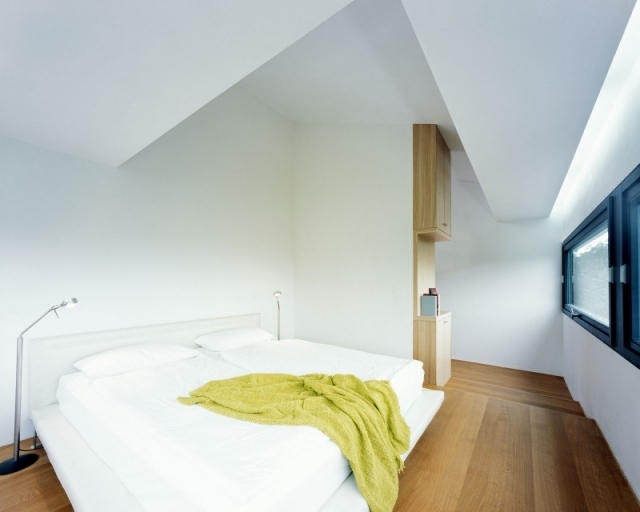 schlafzimmer-interessante-dachkonstruktion-dachgeschoss-fernblick