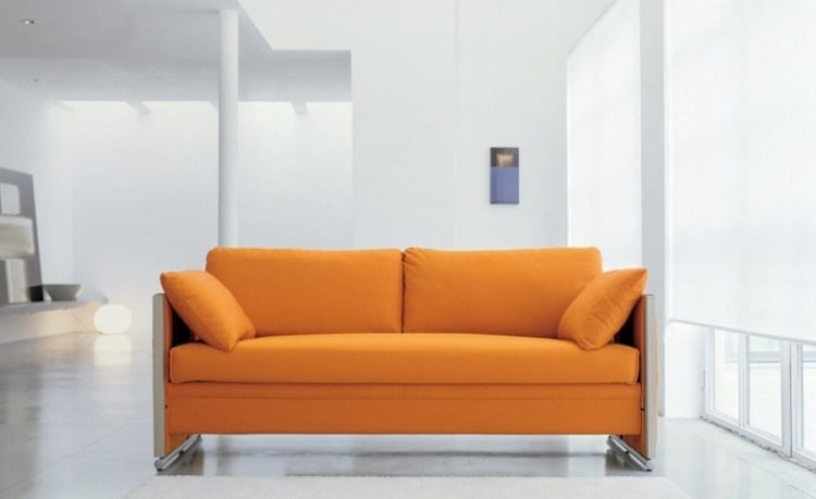schlafzimmer mit hochbett gaestezimmer-einrichten-sofa-orange