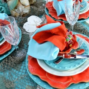servietten falten rot blau maritim fischernetz tischdeko