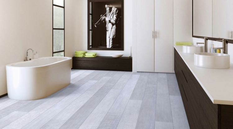 vinylboden zum klicken grau-design-badezimmer-bodenbelag-idee