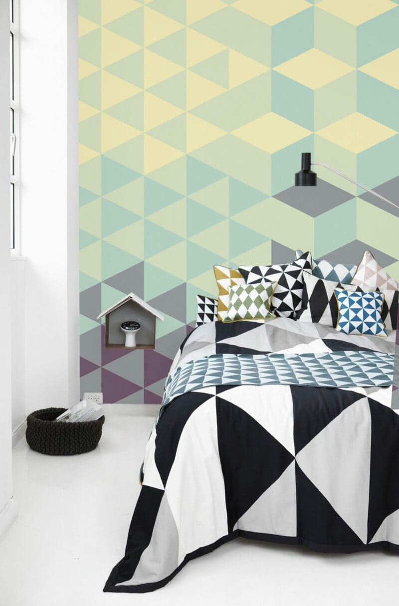 wände streichen geometrisch muster 3d effekt pastell farben grau blau gelb schlafzimmer