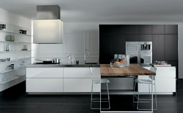 weiß-graue-Optik-Holztisch-Küche-moderner-Stil