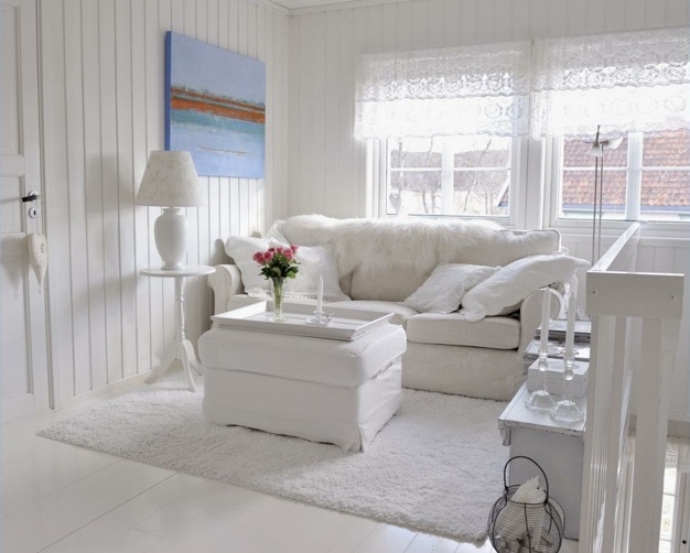 Wohnzimmer gestalten Shabby Chic Sofa Beistelltische kleine gemütliche Sitzecke