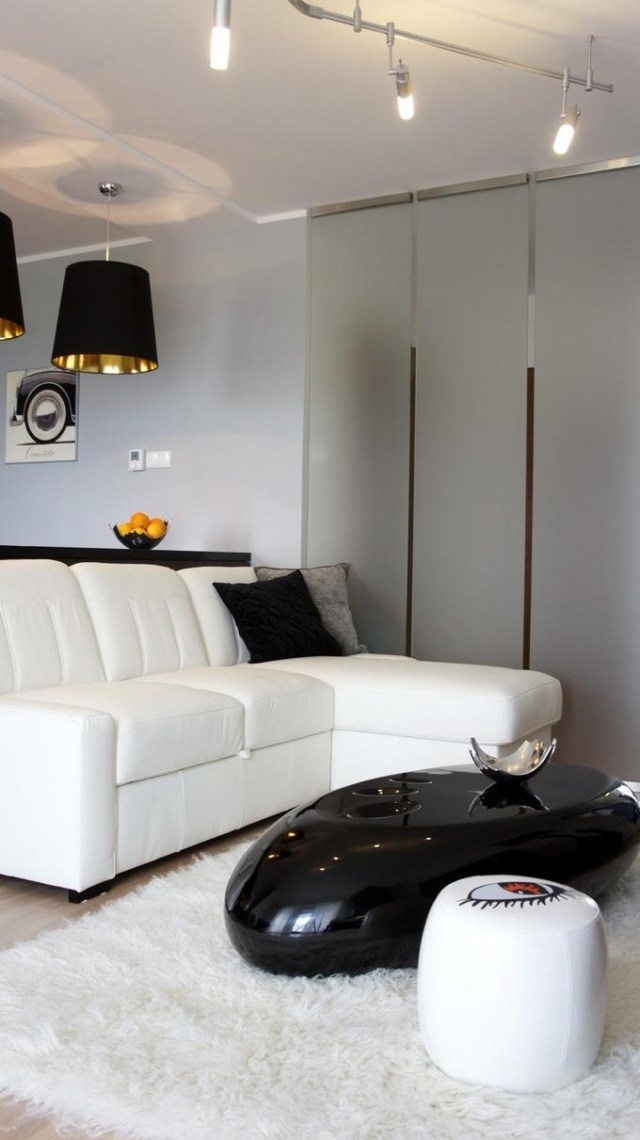 wohnzimmer-modern-schwarz-weisse-designer-moebel