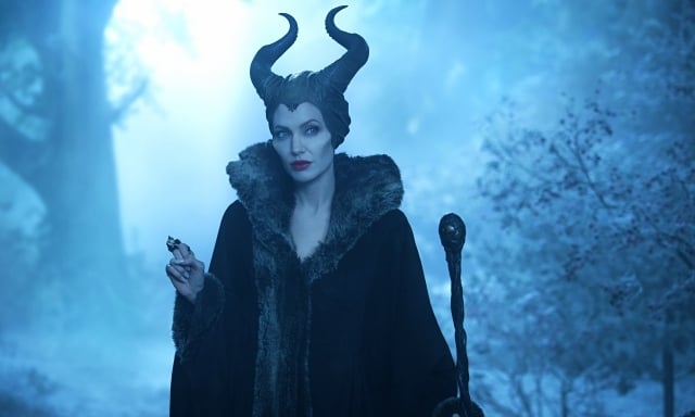 Angelina-Jolie-Maleficent-film-2014-hexe-kostuem-inspiration