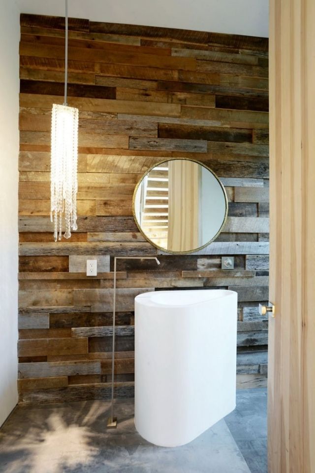 Badezimmer-Bilder-Wand-Boden-Holz-rustikal-Standwaschbecken-puristische-armatur