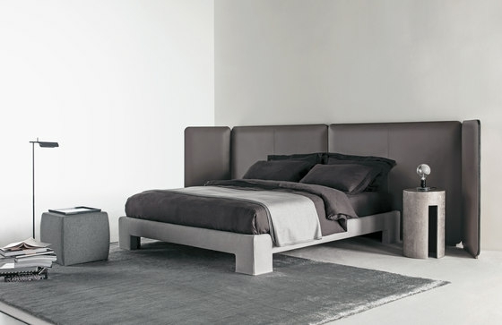 Doppelbett-mit-Leder-Tuyo-Design-Bett