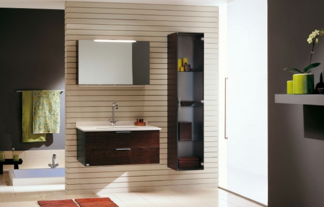 Dunkel-Braun-raue-Optik-Badezimmer-Möbel