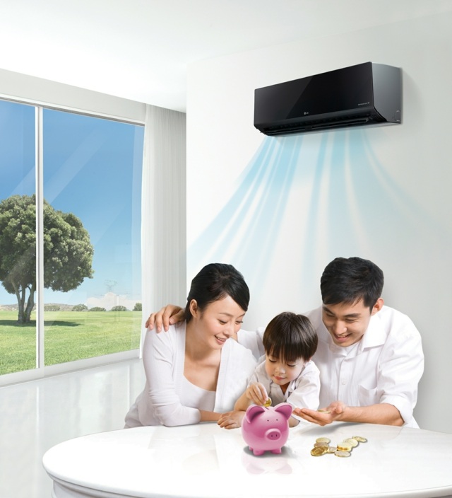 Familie-zu-Hause-mit-Kind-Klimaanlage