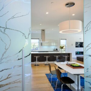Glastüren Küche trennen Wohnzimmer moderne Ideen Bilder Gestaltungsideen