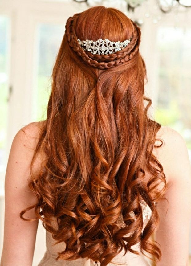 Frisuren Frauen rote Haare Zopf flechten Locken