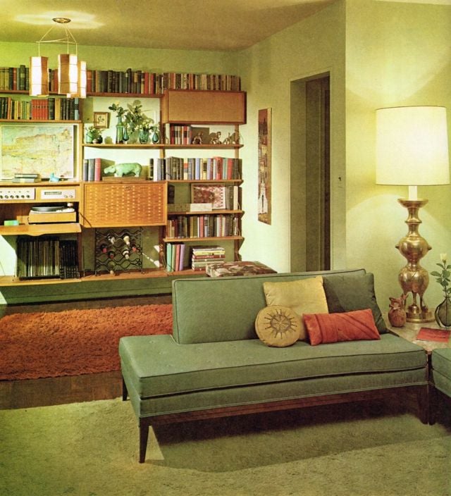 Retro-Wohnzimmer-Militär-Grün-als-Farbe