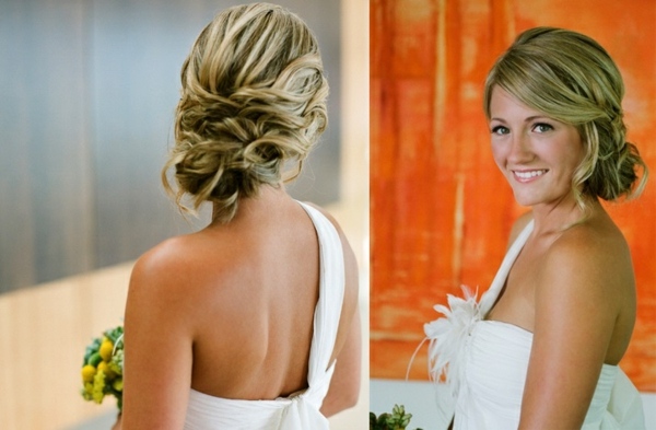 Seitlicher-Dutt-Hochzeitsfrisur-blonde-Haare