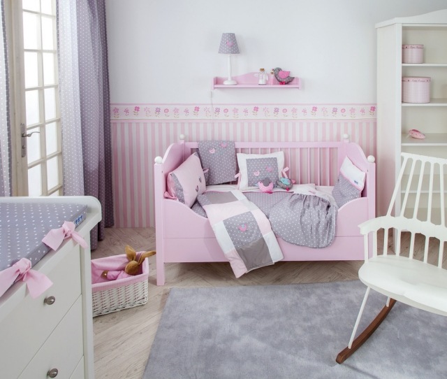 Wohnideen-Kinderzimmer-Hochbett-Pastellfarben-teppich-grau
