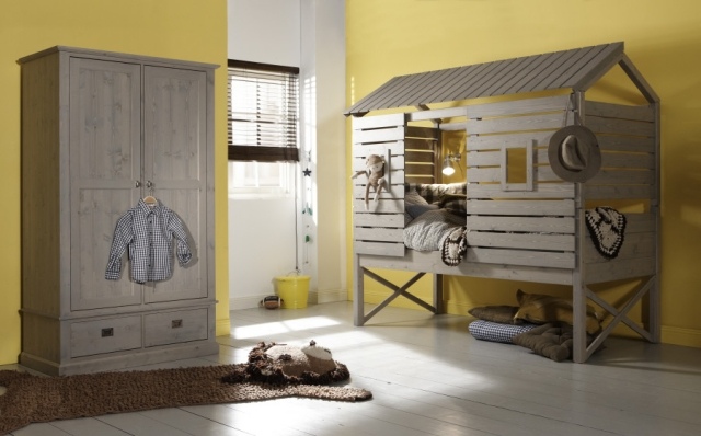 Wohnideen-für-Kinderzimmer-holz-hochbett-spielhaus-wandfarbe-gesättigt-gelb