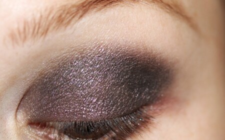 augen-make-up-grau-pink-anleitung