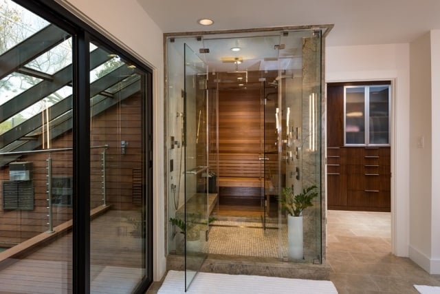 bad-sauna-planen-glaswande-ineinander-gebaut