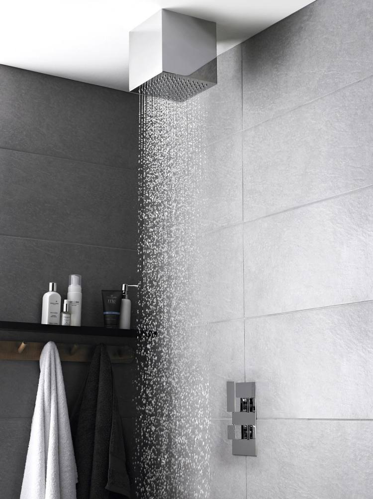 dusche-ideen-bad-regendusche-monochrom-modern-grau-minimalistisch