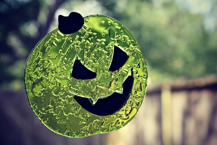 fensterbilder-herbst-kindern-kuerbis-halloween-gruen-transparent