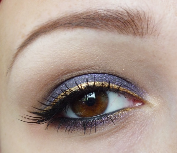 festlich-Make-Up-Lidstrich-Gold-schimmernd-Trends-im-Herbst-2014