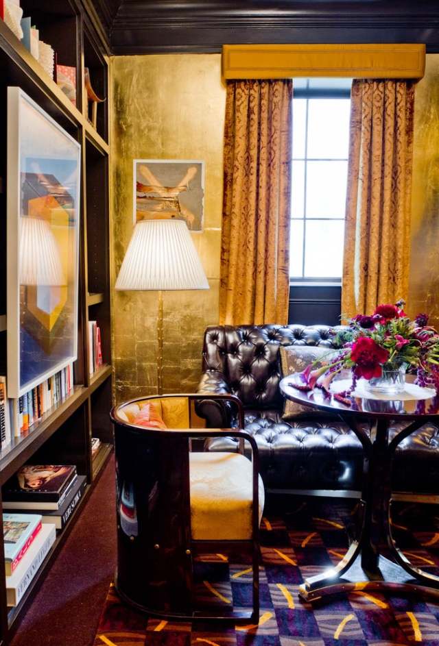 goldener-Anstrich-Wohnzimmerwände-extravagant-art-decó-einrichtung