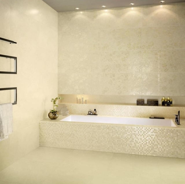 keramik-mosaik-fliesen-badezimmer-außenwand-verkleidung-heizkörper-design