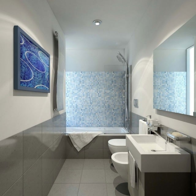 kleines-bad-einrichten-ideen-graue-fliesen-blaue-mosaik-wanne-dusche