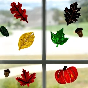 Mit Kindern Fensterbilder im Herbst basteln aus Fensterfarben