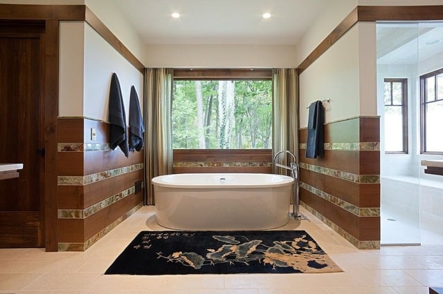 Ideen Design Teppich vor Badewanne
