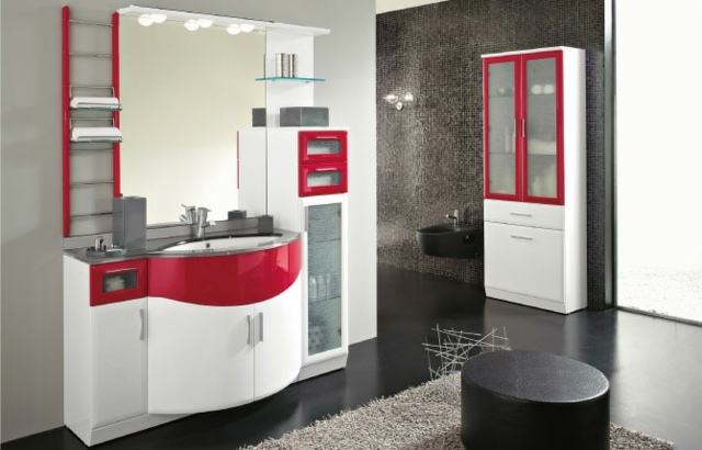 rot-weiße-verspielte-Elementen-Badezimmer-Möbel