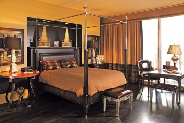 schlafzimmer-wandgestaltung-mit-farben-ideen-abgetönte-goldfarbe