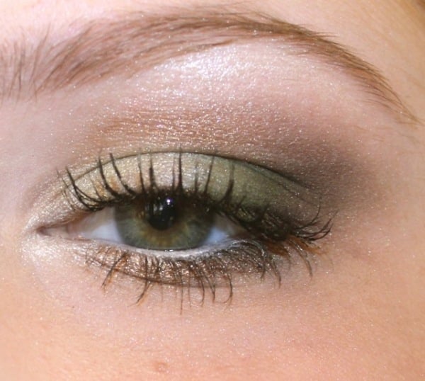 schwarze-Mascara-grünes-make-up-augen-herbst-tendenzen