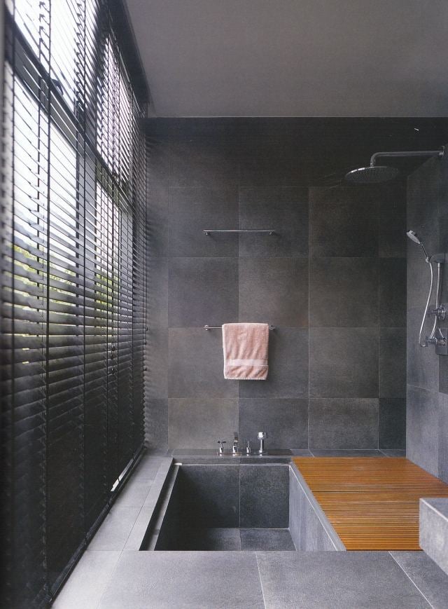 Badewanne mit Dusche intergriert - 32 Raumsparideen für ...
