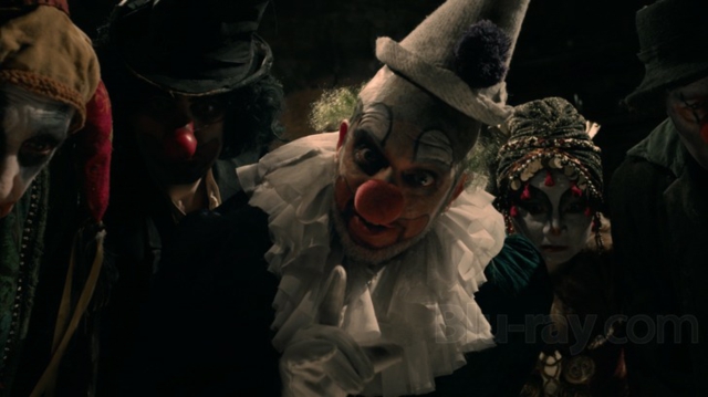 Clown-aus-dem-stiches-movie-Idee-für-Halloween-Kostüme