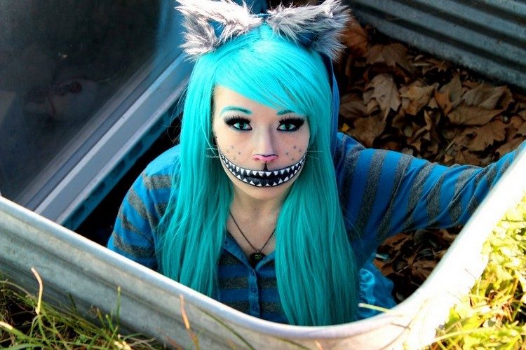 Kontaktlinsen-Halloween-Katze-gruselig-blau-Farbe