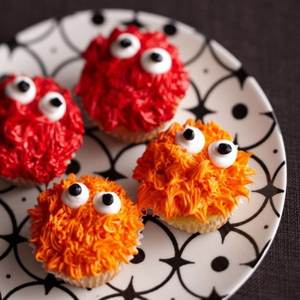Muffins-Monster-Gruselige-Snack-Ideen-Halloween-Party-Kinder