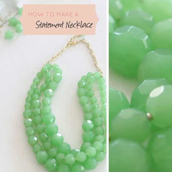 Statement-Halskette-mit-grünen-Steinen