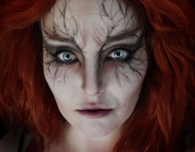 Halloween Schminke - Hexen-Make-Up mit Grusel-Effekt