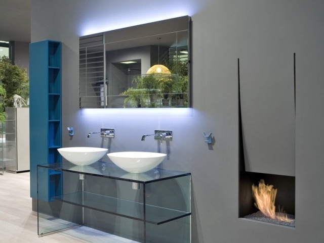 badspiegel-beleuchtung-blau-indirekt-DAMA-Antonio-Lupi-Design