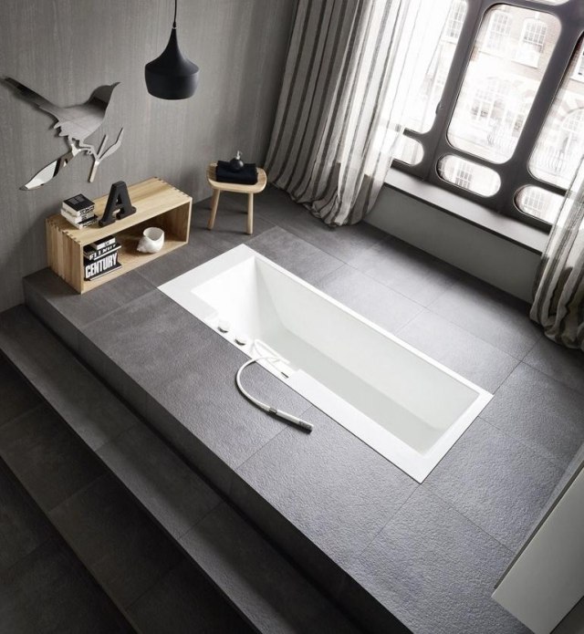 eingebaute-rechteckige-badewanne-Corian-handbrause-ERGO-NOMIC-Rexa-Design