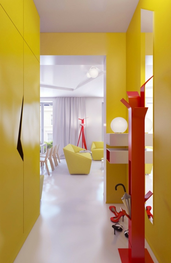 gelbe-modern-Wandgestaltung-im-Flur-mit-Garderobe