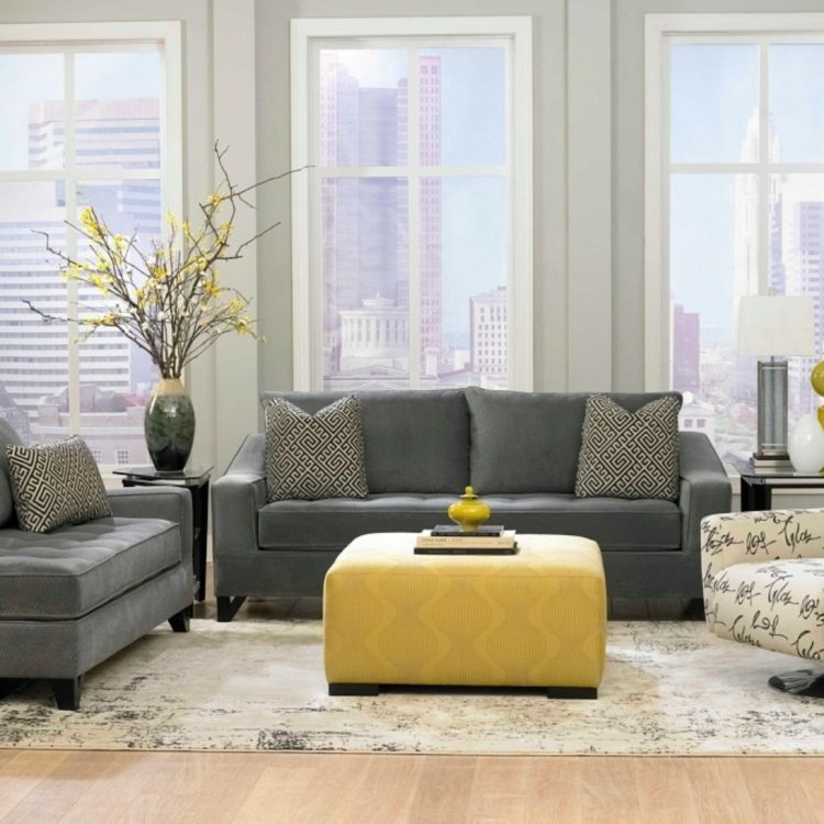 grau und gelb im wohnzimmer hocker-design-stilvoll-einrichtung-forsythien