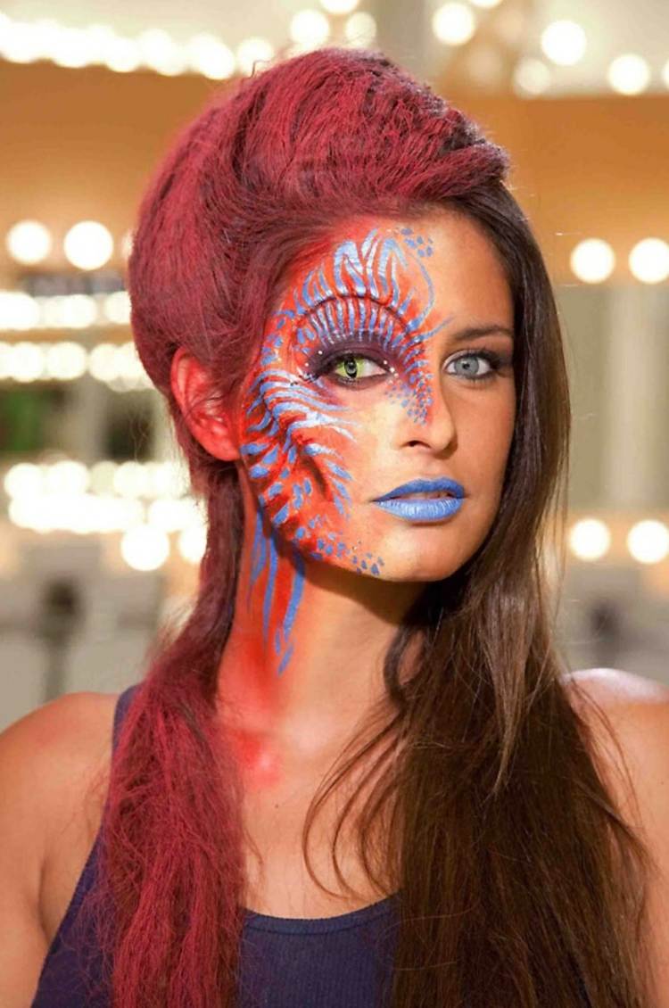 halloween make-up avatar rot blau haare faerben kontaktlinse