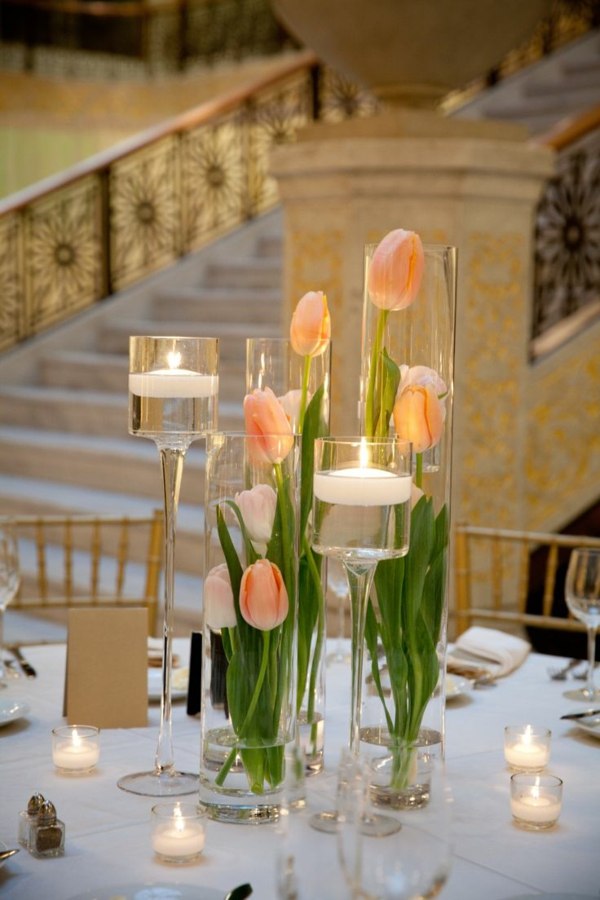 hochzeitsdeko frühling tulpen pfirsichfarben elegant glas