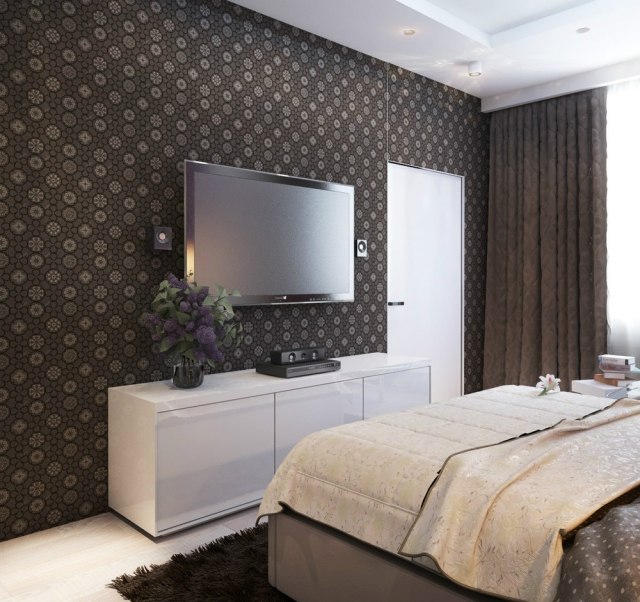 modernes-schlafzimmer-wand-dekorieren-tapete-blumenmuster-braun-weisses-sideboard-flach-tv