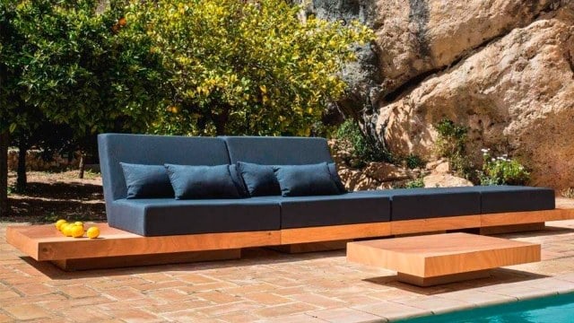 modulares-outdoor-sofa-gestell-tropische-hölzer-einsatz-im-außenbereich